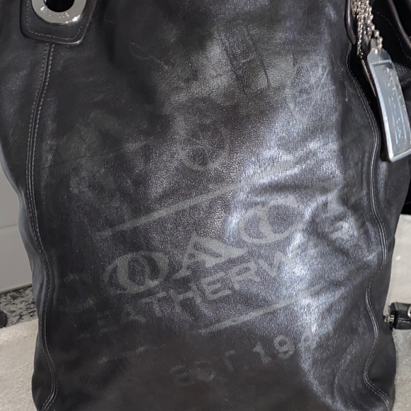 Coach Alex Op Art Print shoulder bag with matching wristlet - Picture 4 of 15